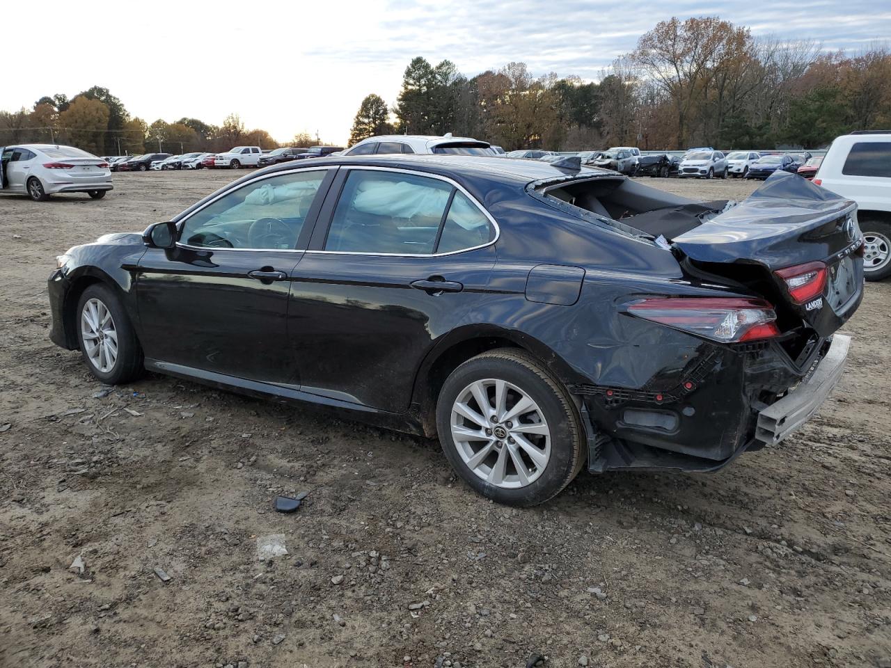 2022 TOYOTA CAMRY LE VIN:4T1C11AK3NU672548