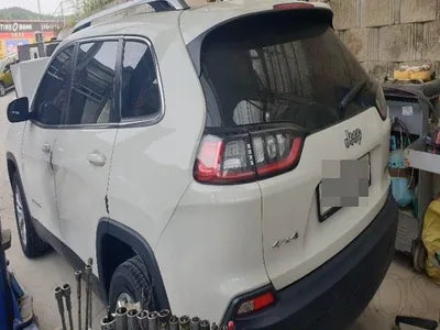 2018 Jeep Cherokee VIN: