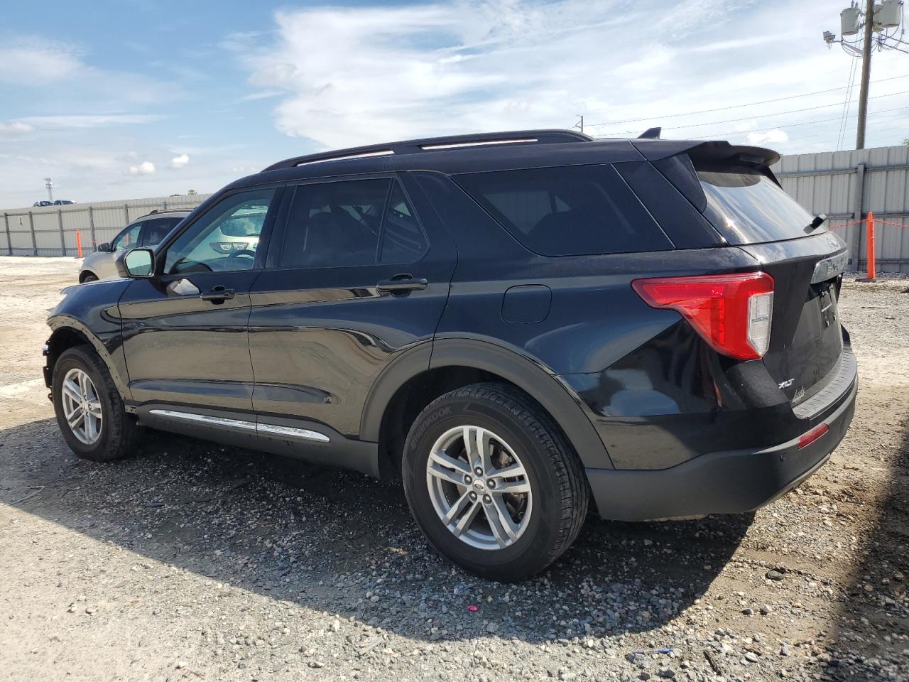2022 FORD EXPLORER XLT VIN:1FMSK8DH5NGB04432