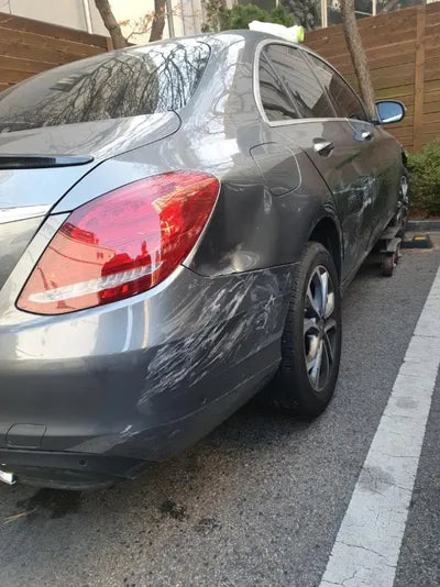 2017 Mercedes-Benz C 200 VIN: