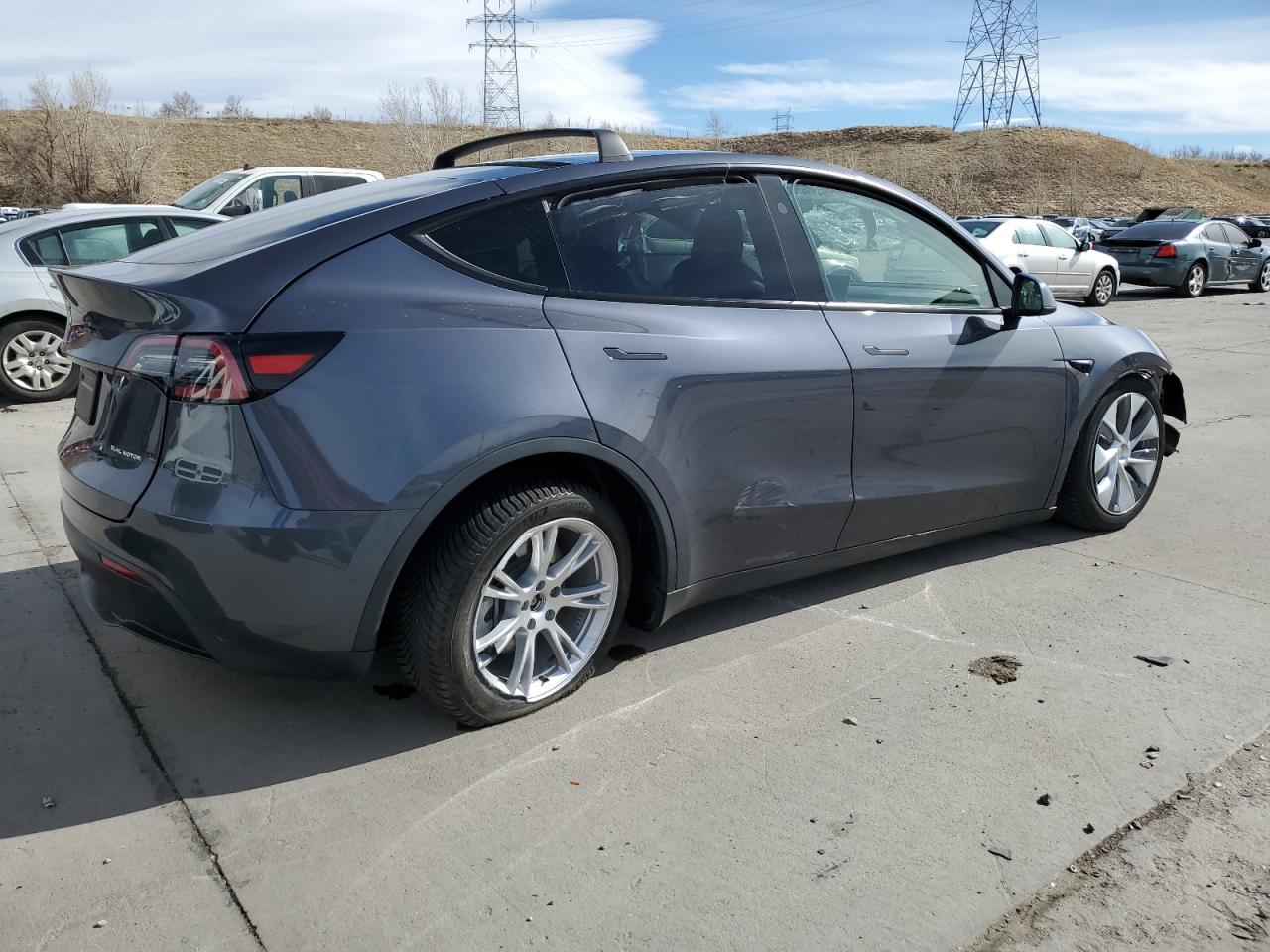 2023 TESLA MODEL Y  VIN:7SAYGAEE4PF873757