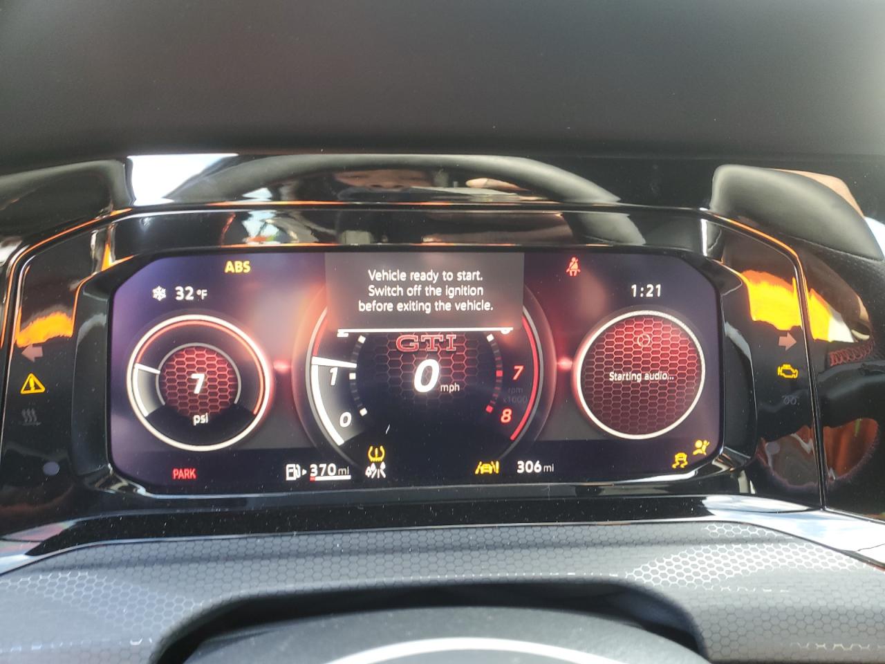 2024 VOLKSWAGEN GTI SE VIN:3FAHP0HA9AR291424