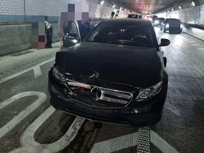 2016 Mercedes-Benz E 220 VIN: