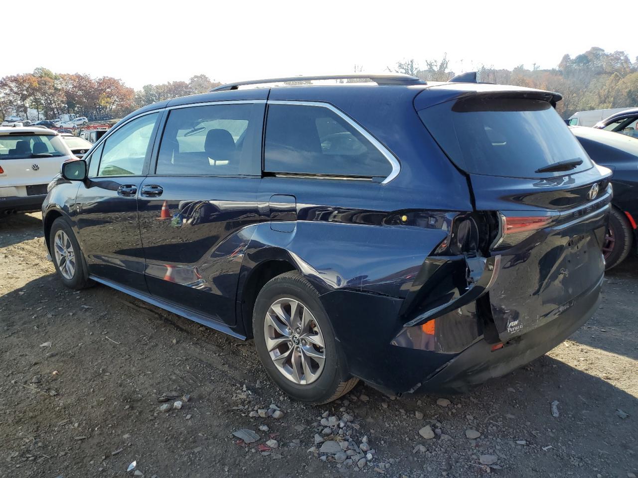 2022 TOYOTA SIENNA LE VIN:5TDKSKFC4NS066796