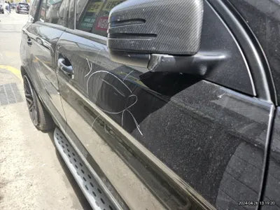 2016 Mercedes-Benz GLE 63 VIN: