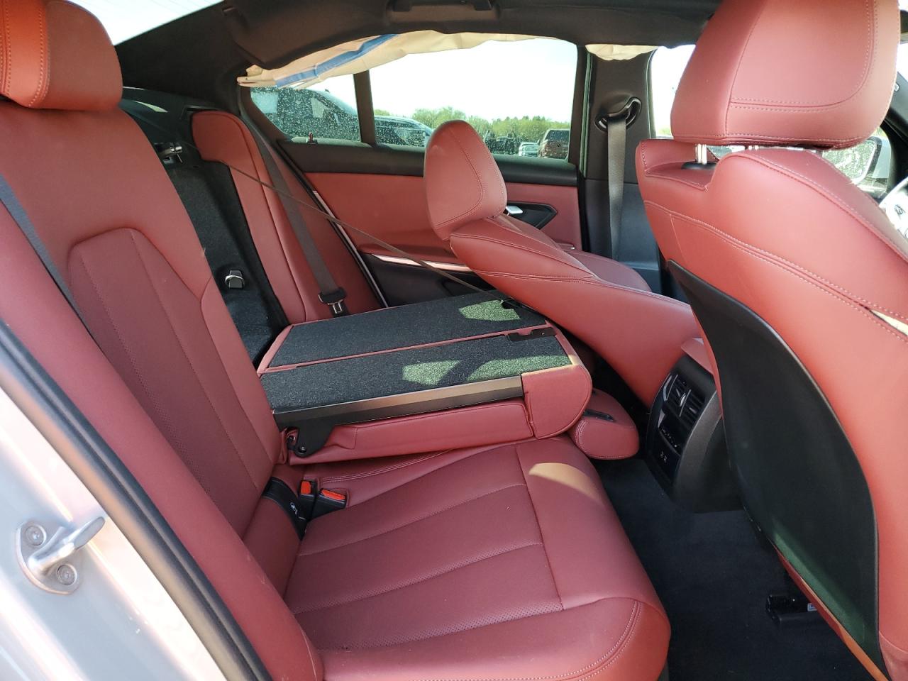 2024 BMW 330I  VIN:3MW69FF05R8E03319