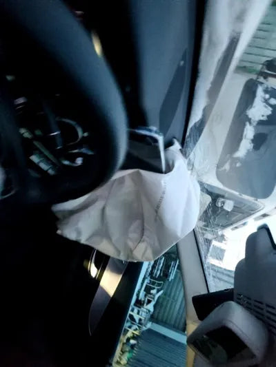 2017 Mercedes-Benz C 200 990KMWDDWF4CB2HF4 VIN:990KMWDDWF4CB2HF4