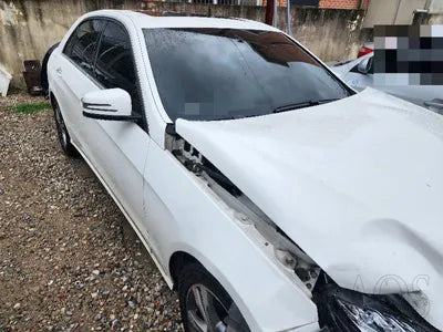 2015 Mercedes-Benz E 220 VIN: