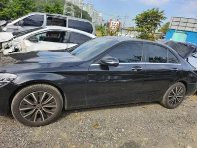 2019 Mercedes-Benz C 200 VIN: