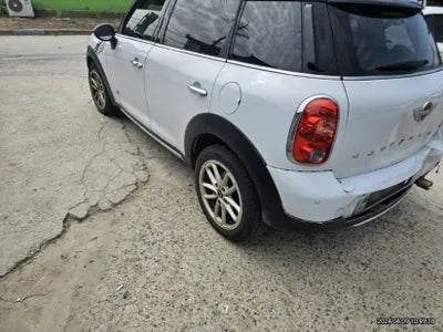 2016 MINI Countryman VIN: