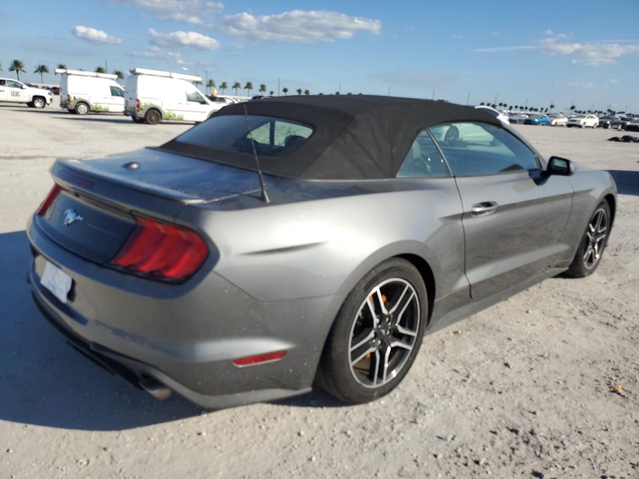 2022 FORD MUSTANG  VIN:1FATP8UH0N5119724