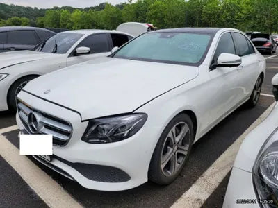 2017 Mercedes-Benz E 300 WDDZF4JB3HA068138 VIN:WDDZF4JB3HA068138