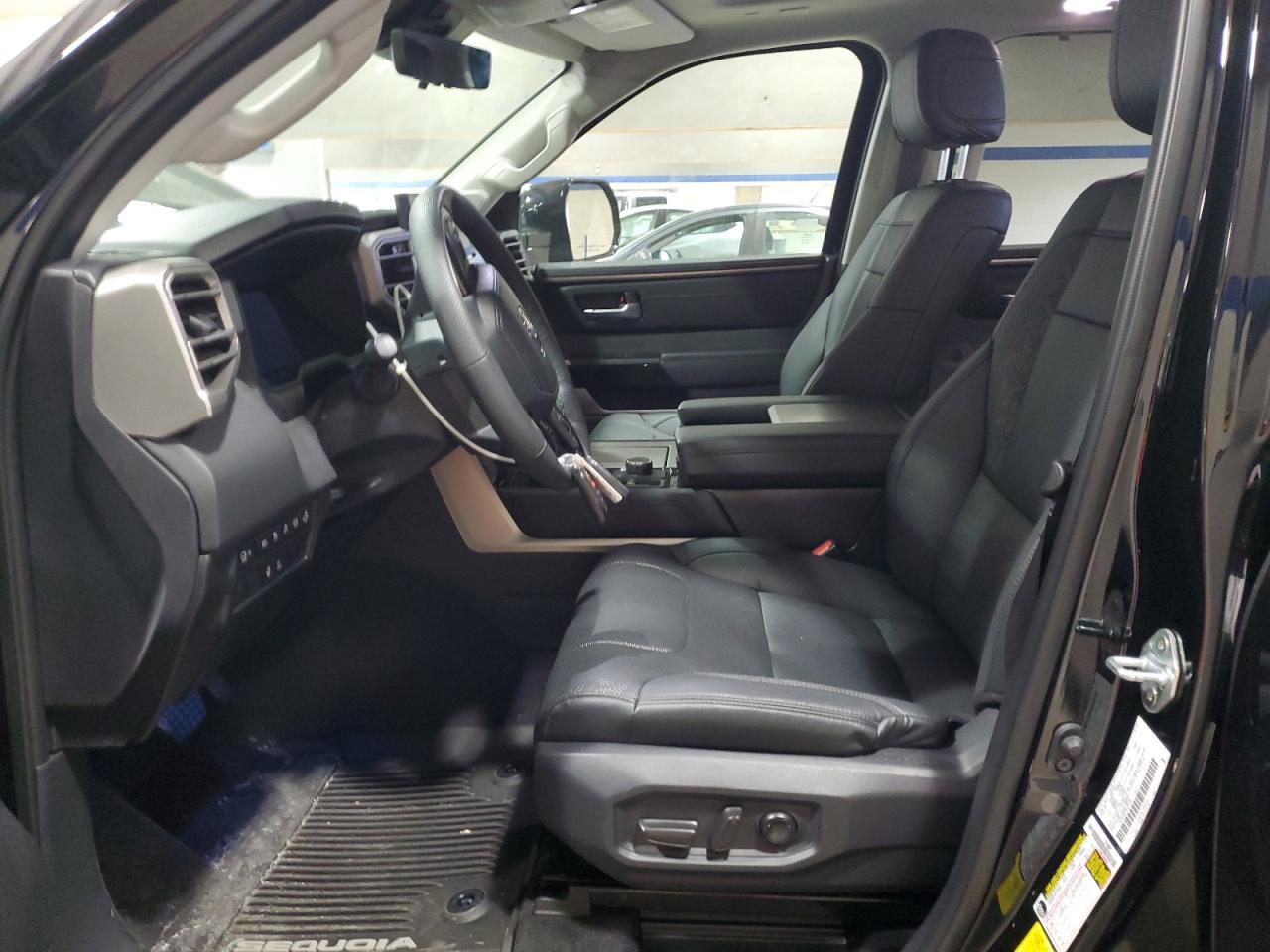 2024 TOYOTA SEQUOIA SR5 VIN:7SVAAABA7RX031351
