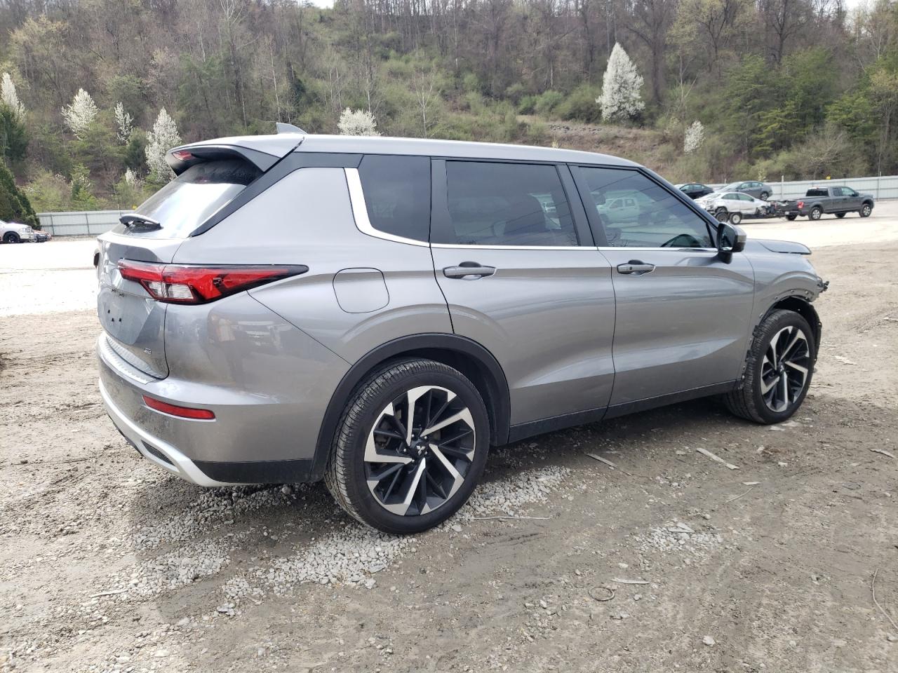 2022 MITSUBISHI OUTLANDER SE VIN:JA4J4UA87NZ047821