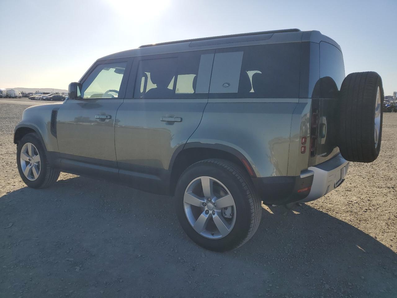 2024 LAND ROVER DEFENDER 110 S VIN:SALEJEEX9R2339436