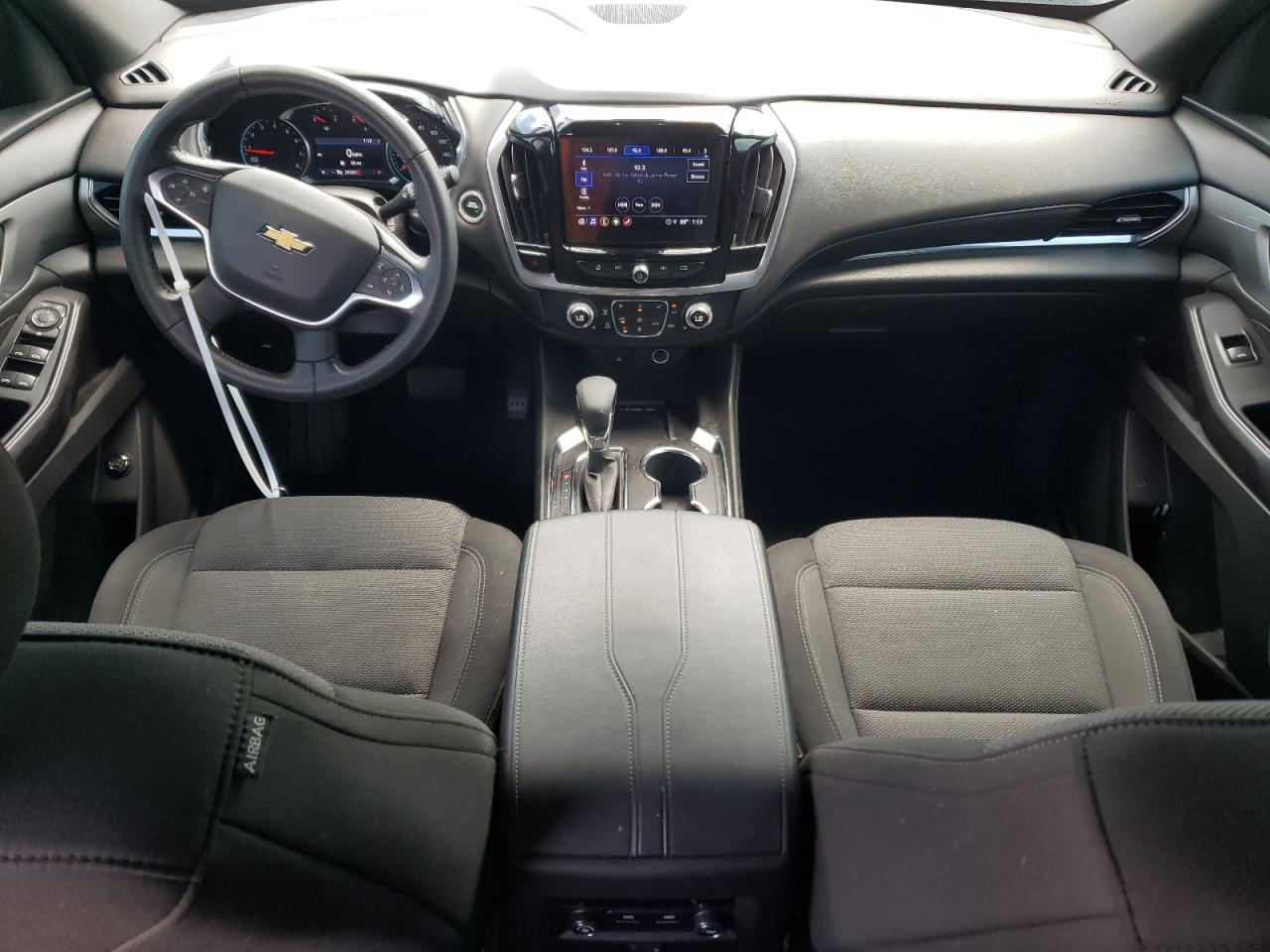 2022 CHEVROLET TRAVERSE LT VIN:1GNERGKW1NJ147264