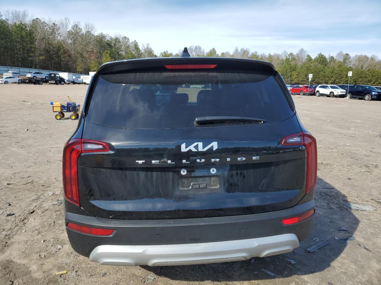 2022 KIA TELLURIDE LX VIN:5XYP24HC7NG238928