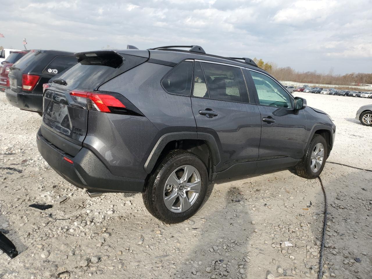 2024 TOYOTA RAV4 XLE VIN:2T3RWRFV5RW204069