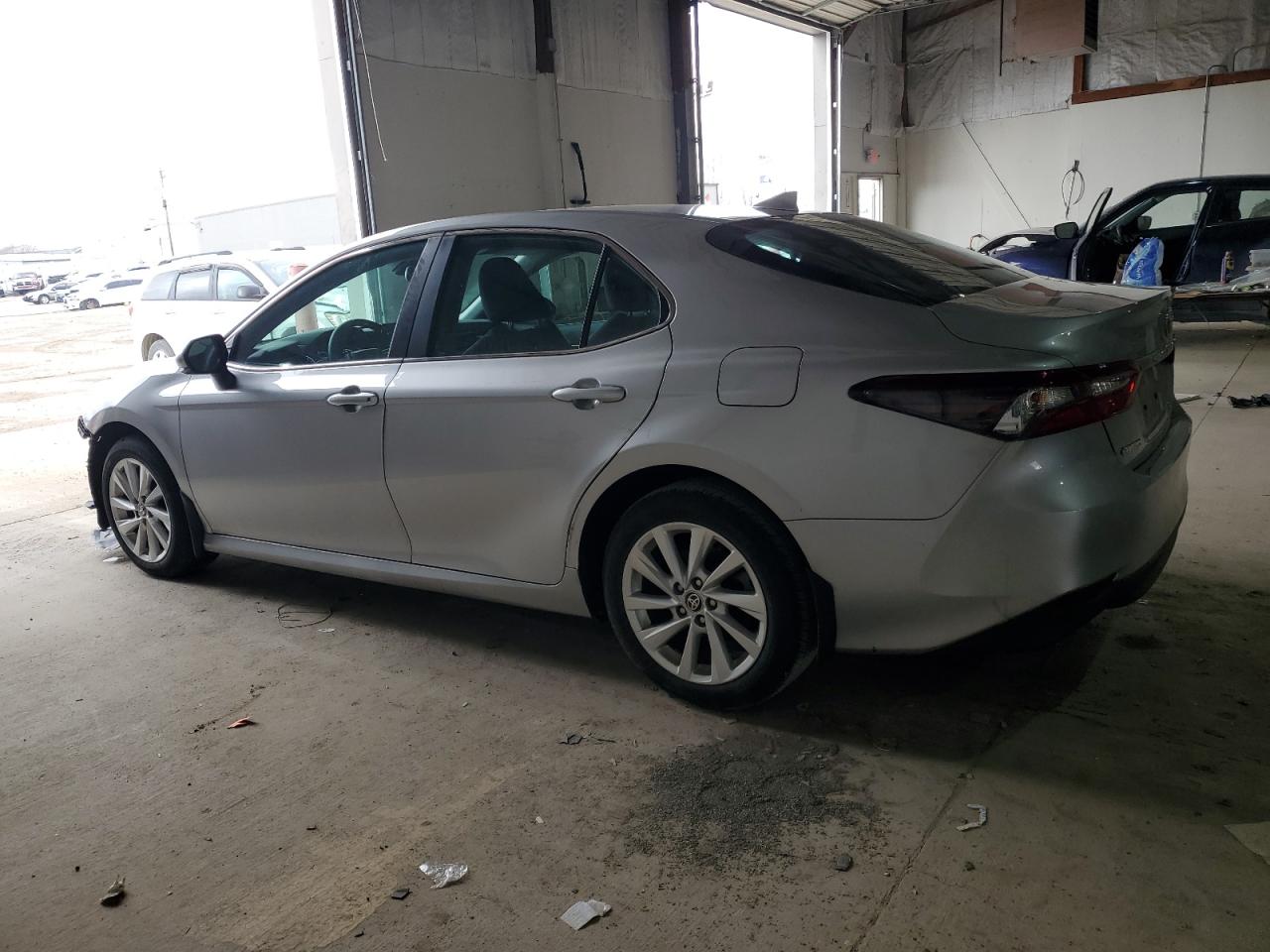 2022 TOYOTA CAMRY LE VIN:4T1R11AK2NU702908