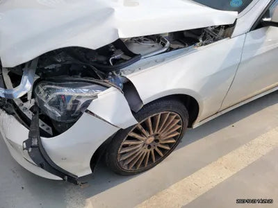 2016 Mercedes-Benz E 300 WDDHF5FB9GB305752 VIN:WDDHF5FB9GB305752