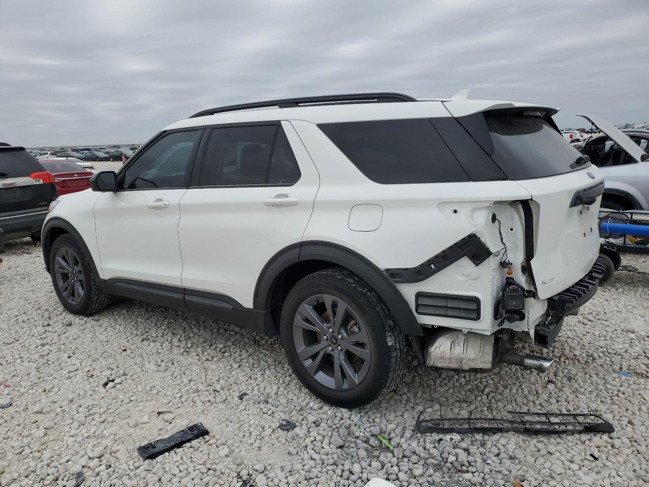 2023 FORD EXPLORER XLT VIN:1FMSK7DH6PGC31090