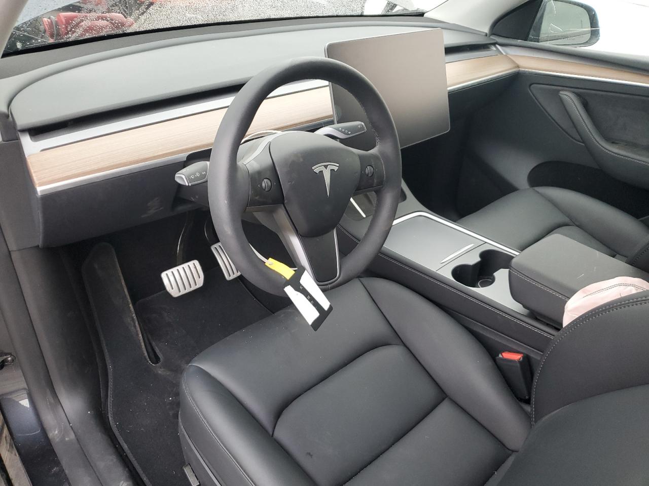 2024 TESLA MODEL Y  VIN:7SAYGDEF7RF104408