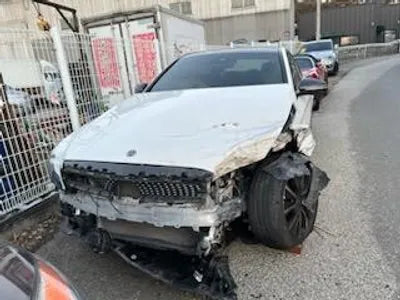 2019 Mercedes-Benz C 200 WDDWF8AB7KR504511 VIN:WDDWF8AB7KR504511