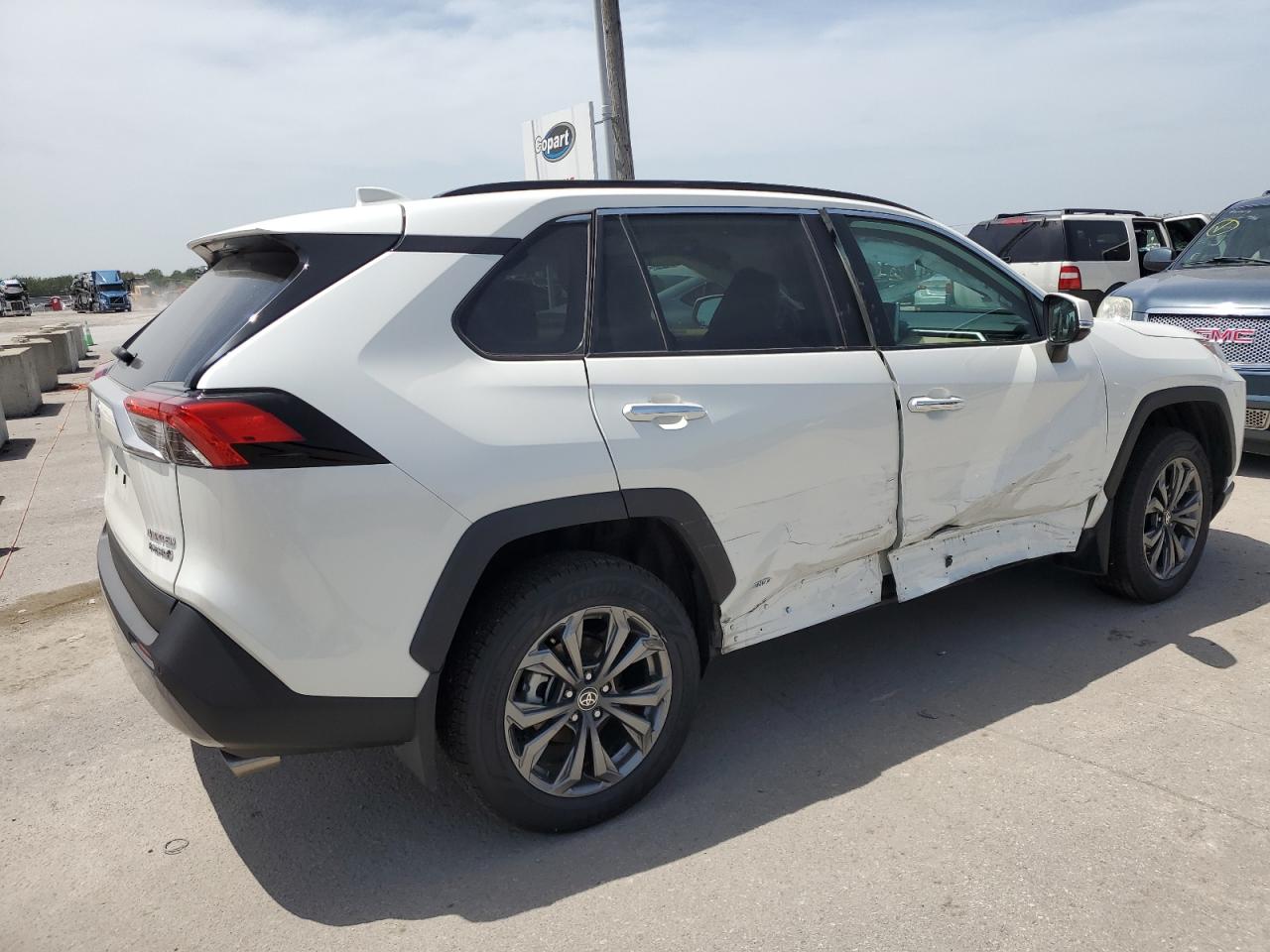 2022 TOYOTA RAV4 LIMITED VIN:4T3D6RFVXNU072267