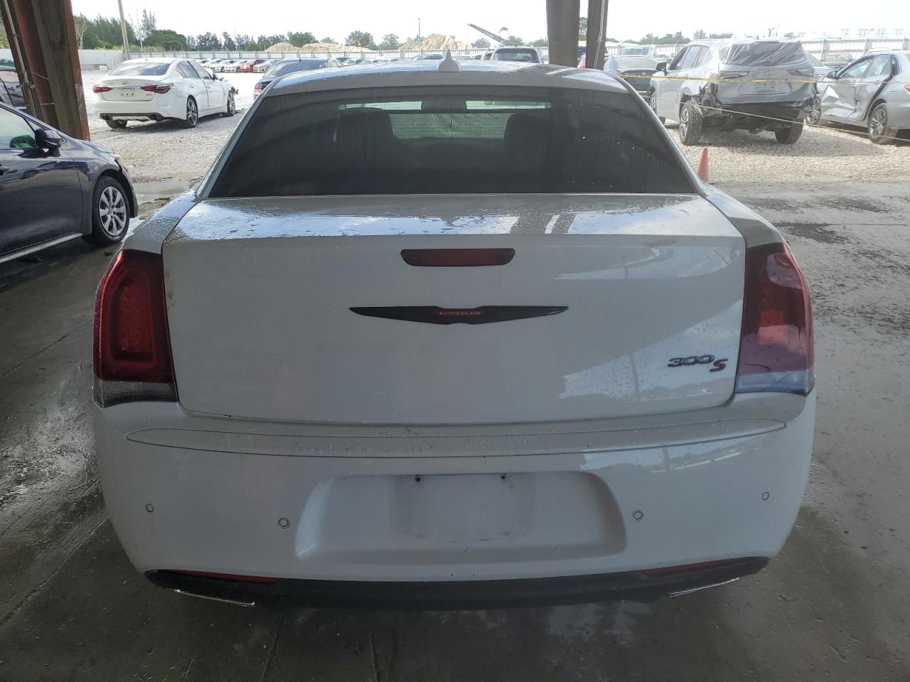 2022 CHRYSLER 300 S VIN:2C3CCABG2NH232806