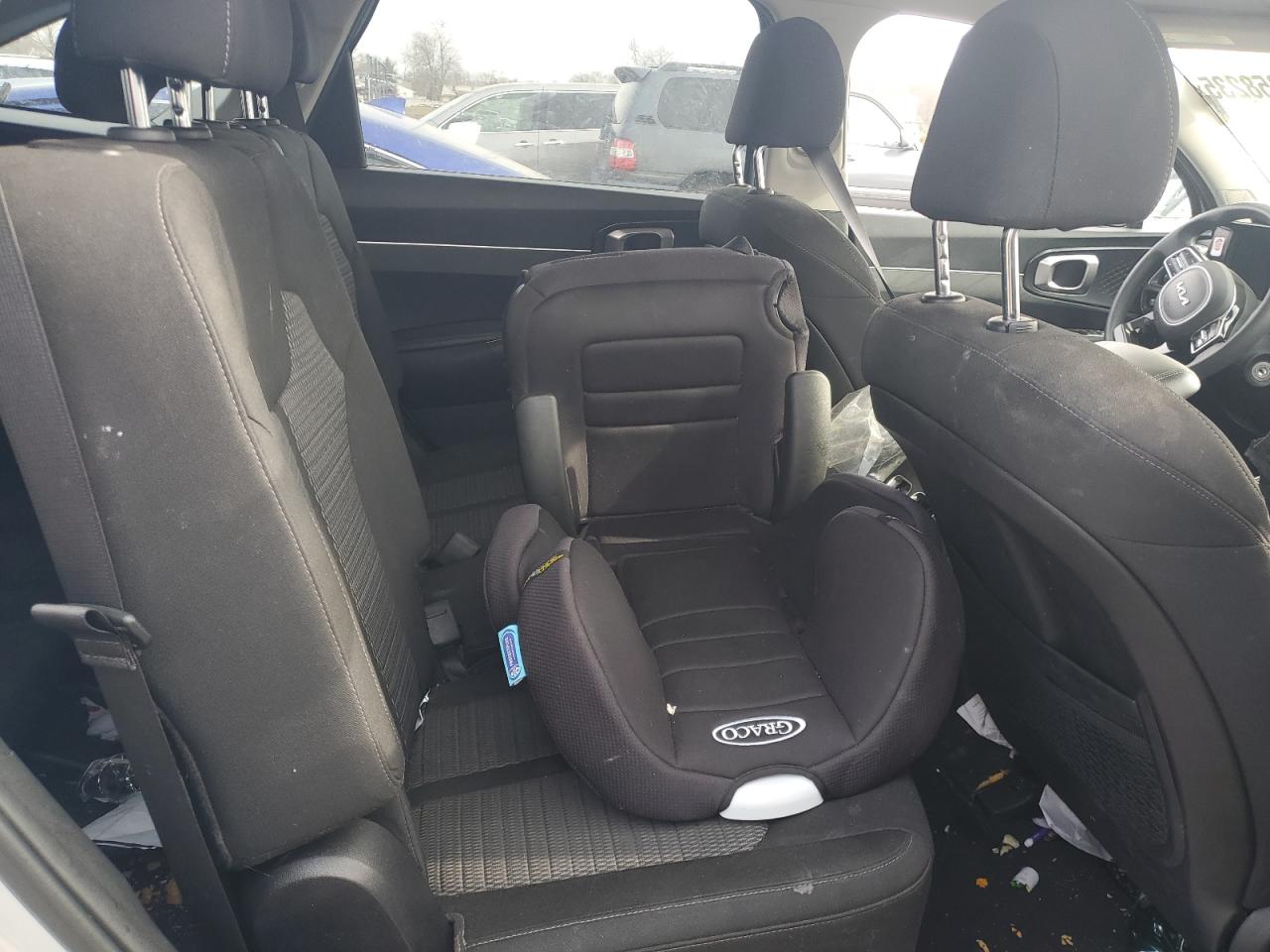 2022 KIA SORENTO LX VIN:5XYRGDLC3NG099592