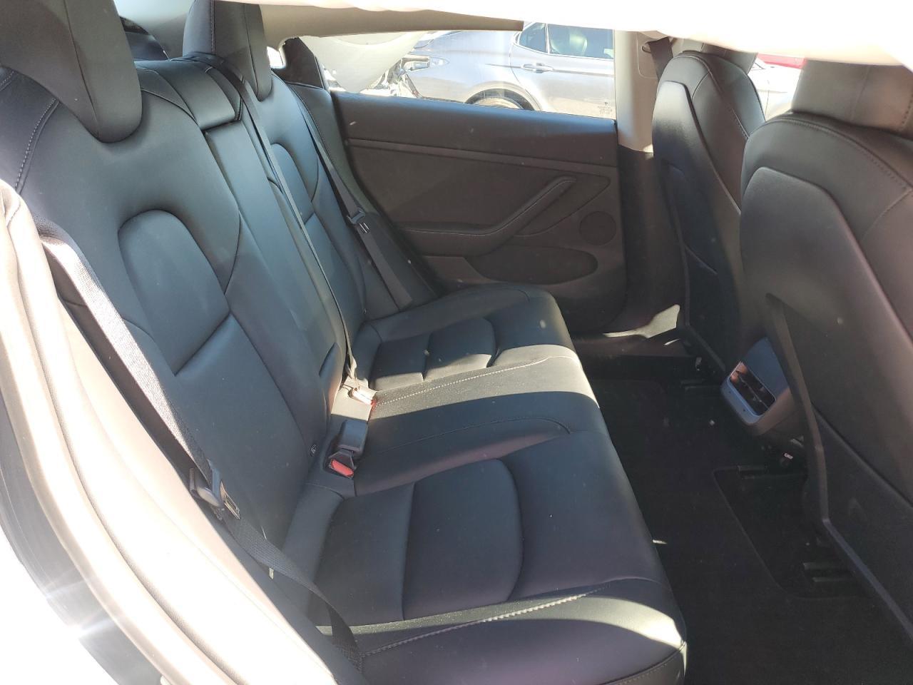 2022 TESLA MODEL 3  VIN:5YJ3E1EB2NF323375