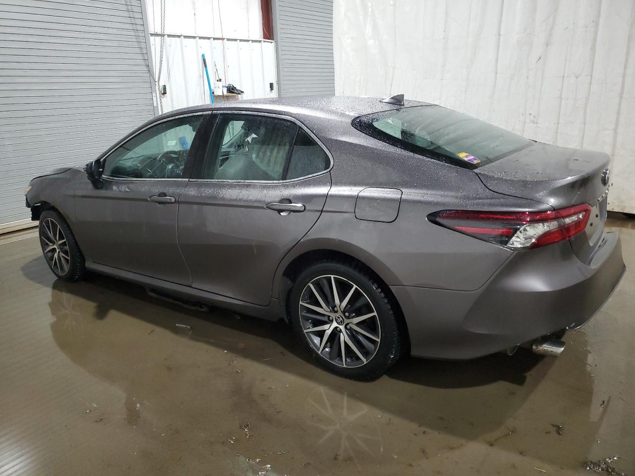2022 TOYOTA CAMRY XLE VIN:4T1F31AK5NU587489
