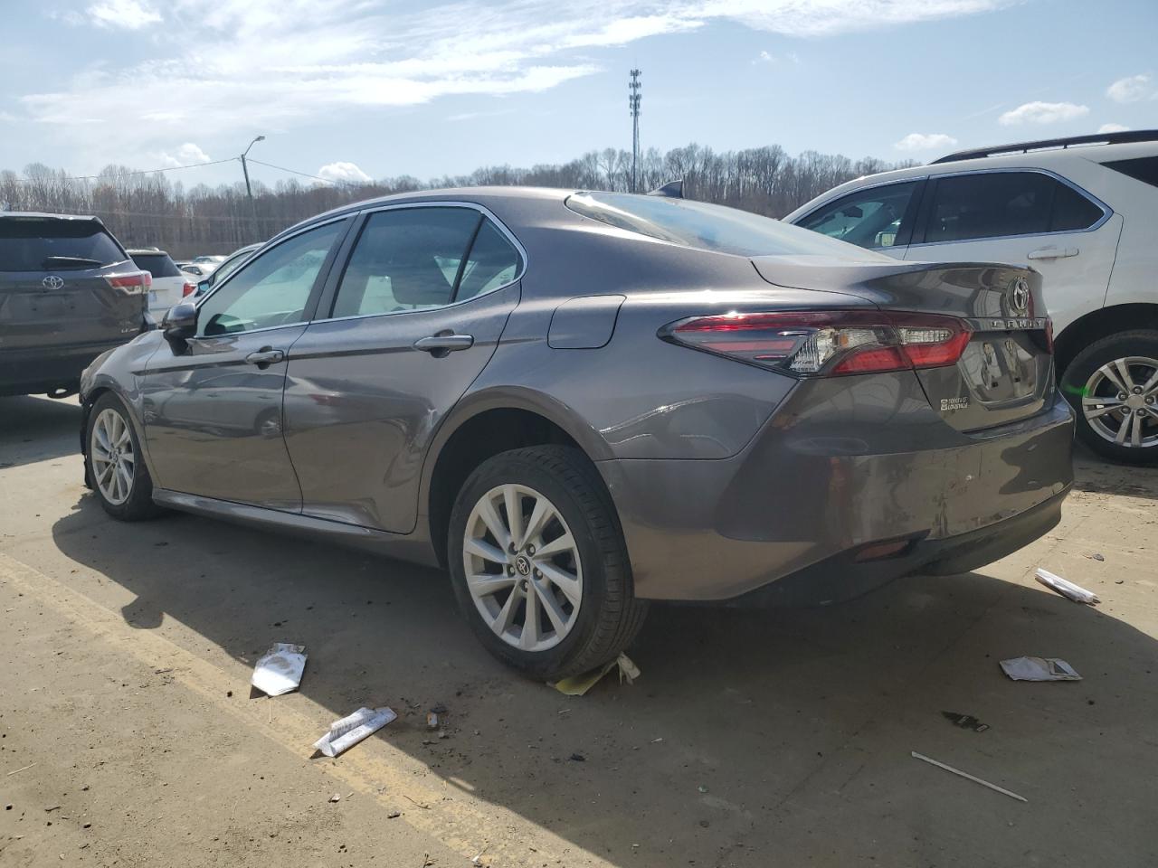 2022 TOYOTA CAMRY LE VIN:4T1C11AK7NU677459