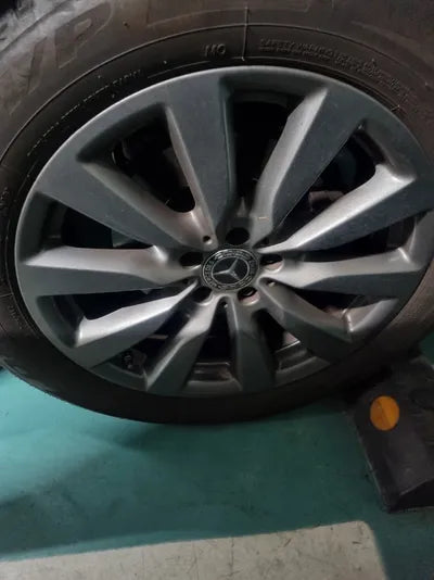 2018 Mercedes-Benz GLC 350 VIN: