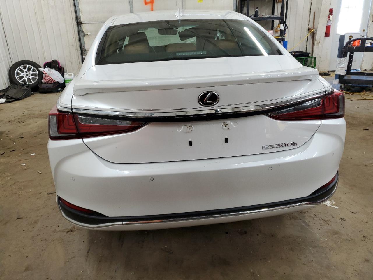 2024 LEXUS ES 300H BASE VIN:58AFA1C16RU047416
