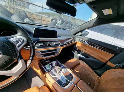 2017 BMW 750 WBA7F2103HG781197 VIN:WBA7F2103HG781197