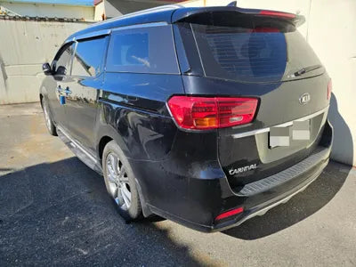 2018 Kia Carnival VIN: