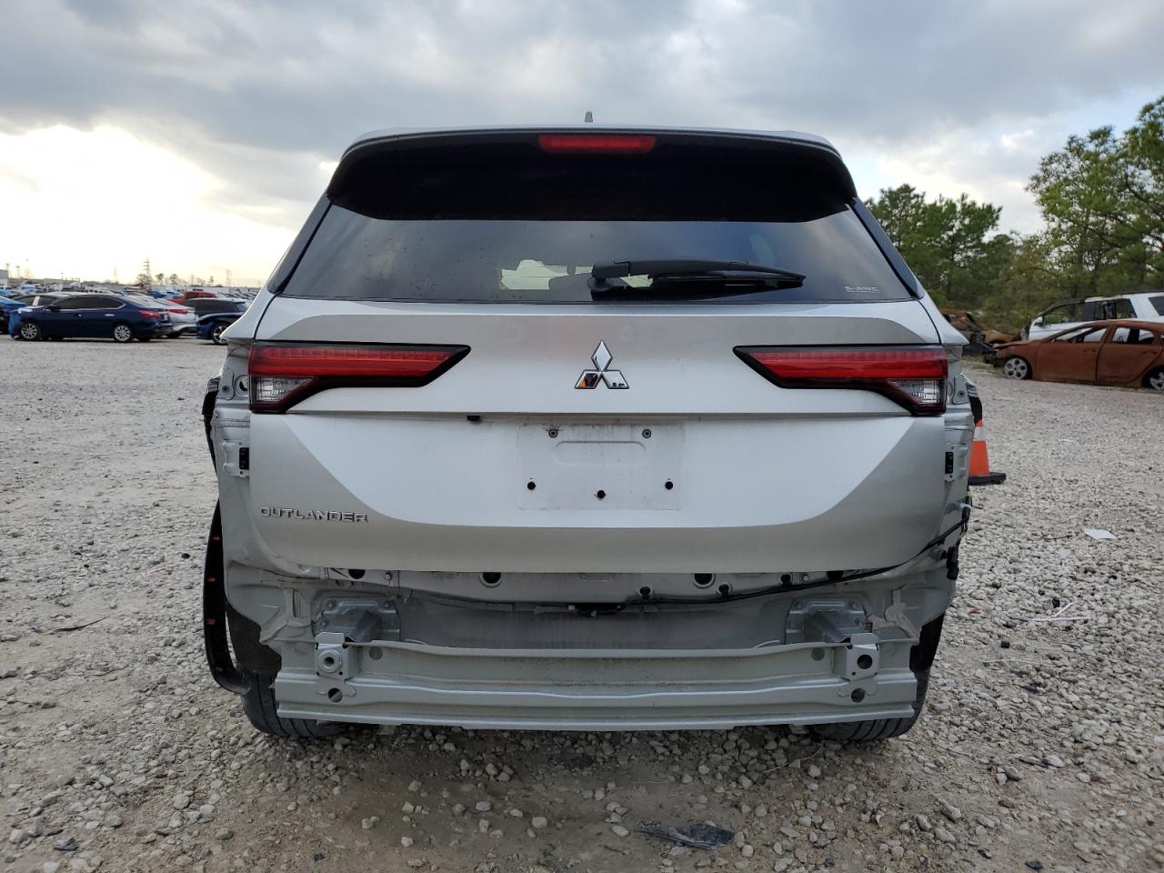 2022 MITSUBISHI OUTLANDER ES VIN:JA4J4TA84NZ072234