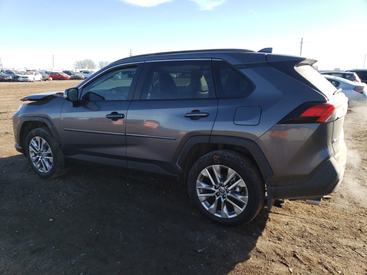 2024 TOYOTA RAV4 XLE PREMIUM VIN:2T3A1RFV5RC471628