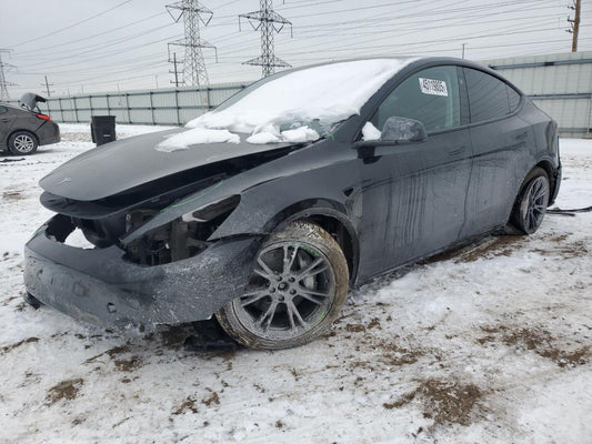 2024 TESLA MODEL Y  VIN:7SAYGDEE3RF178884