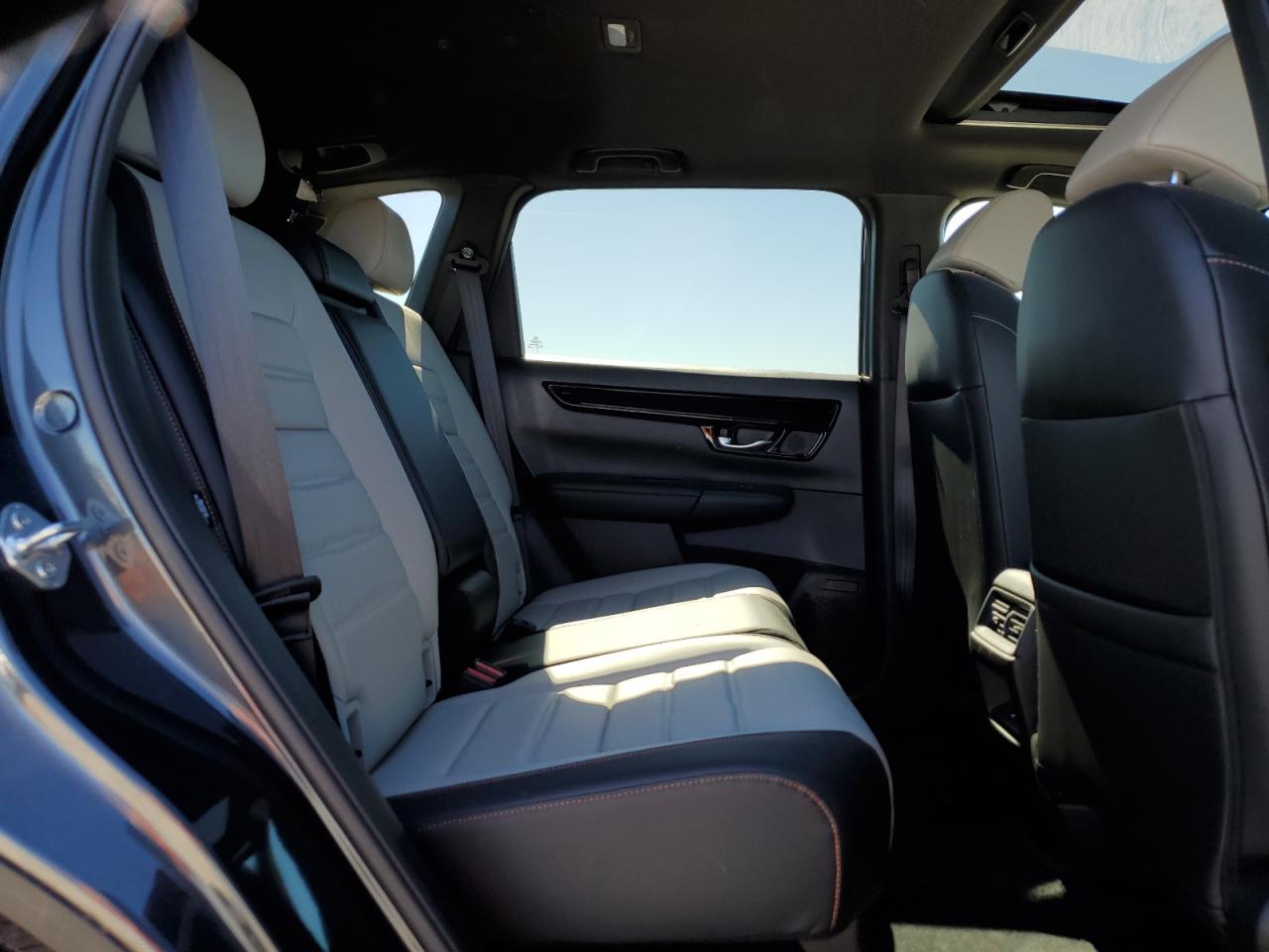 2024 HONDA CR-V SPORT TOURING VIN:7FARS6H99RE030723