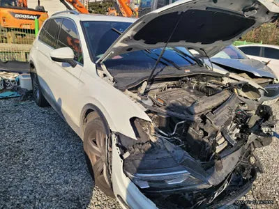 2018 Volkswagen Tiguan WVGZZZ5NZJW926592 VIN:WVGZZZ5NZJW926592