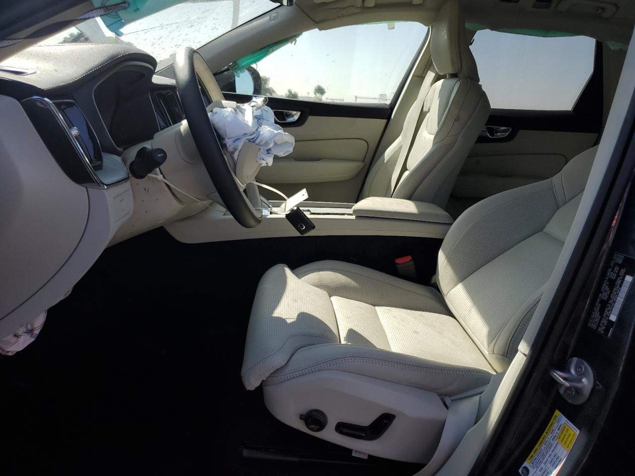 2024 VOLVO XC60 ULTIMATE VIN:YV4L12RM7R1938769