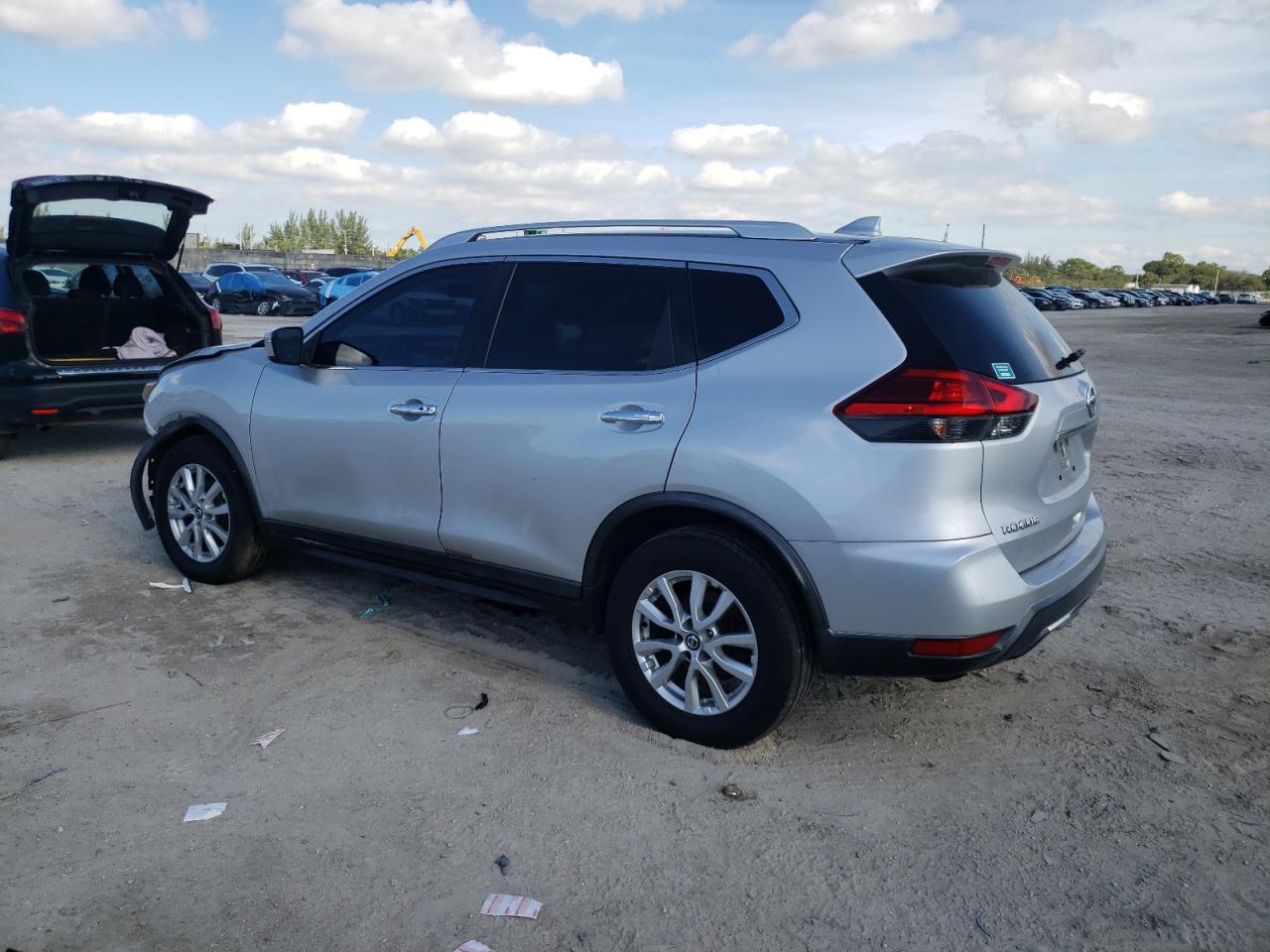 2017 NISSAN ROGUE S VIN:KNMAT2MT8HP589720