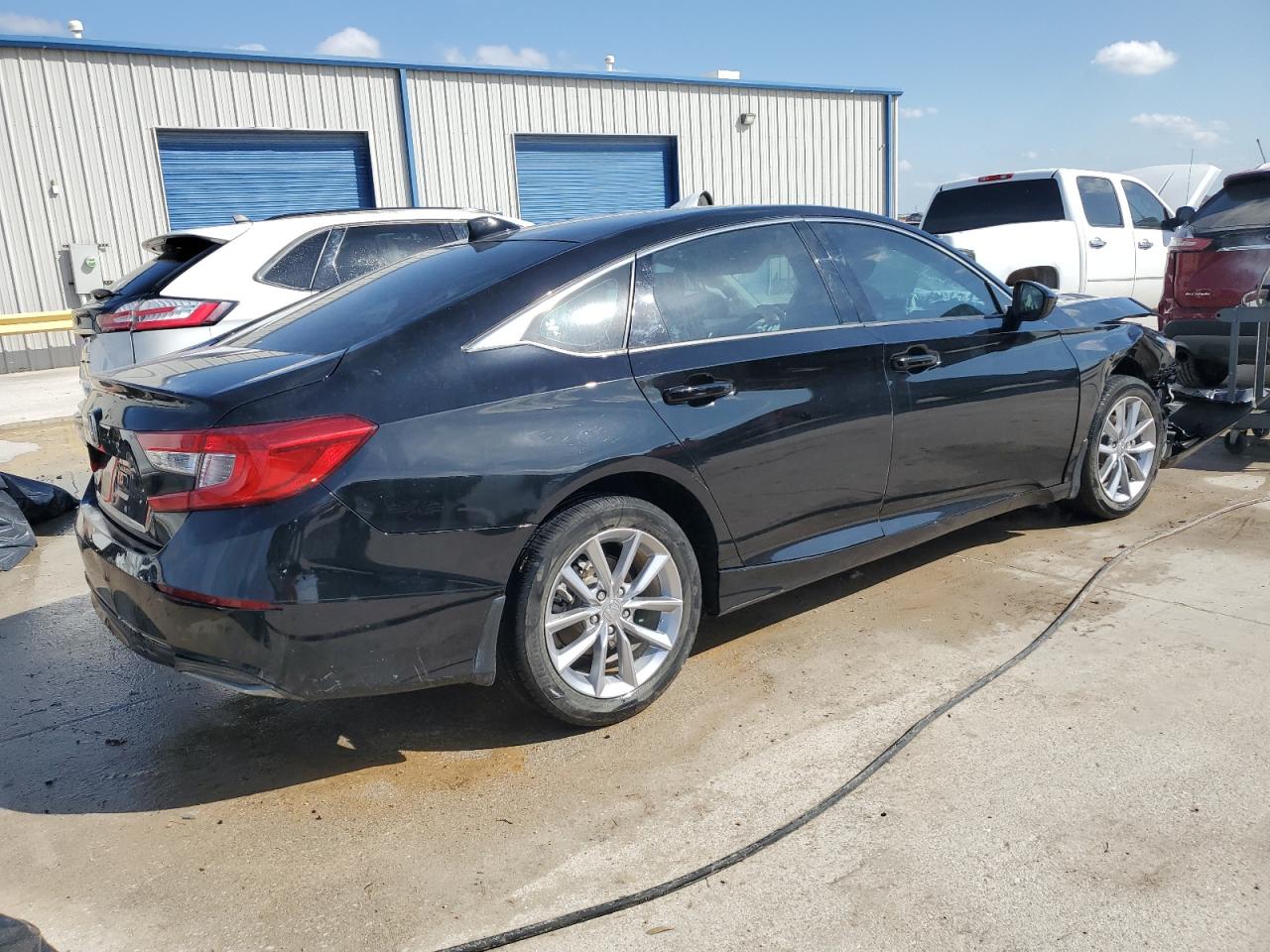 2022 HONDA ACCORD LX VIN:1HGCV1F19NA068210