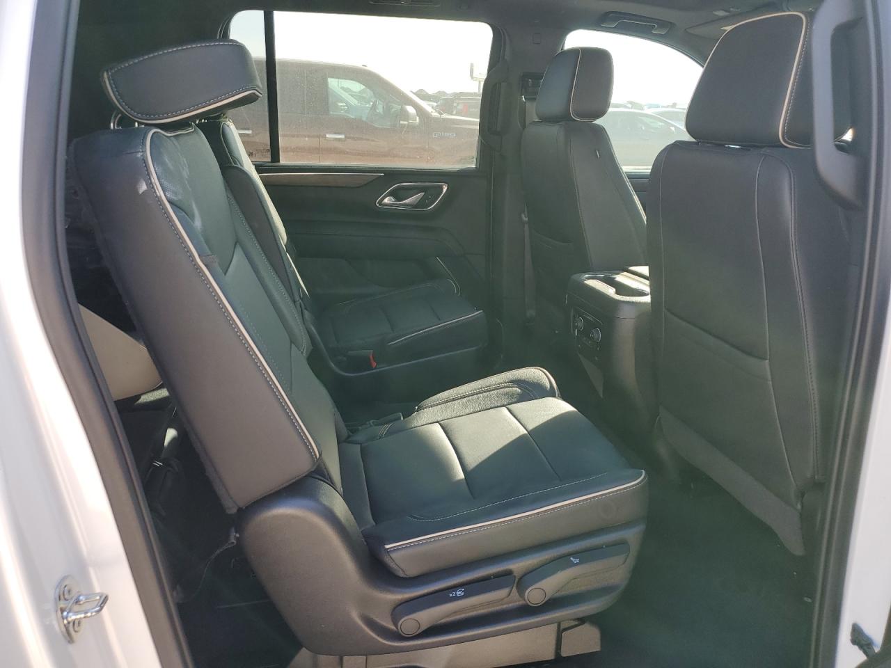 2023 CHEVROLET SUBURBAN C1500 PREMIER VIN:1GNSCFKD2PR106790