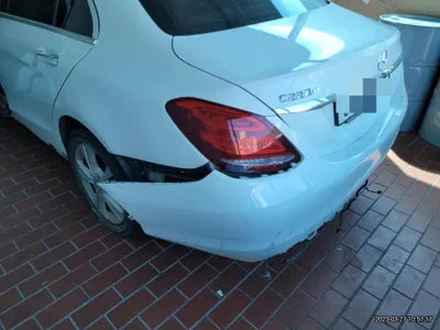 2015 Mercedes-Benz C 220 VIN: