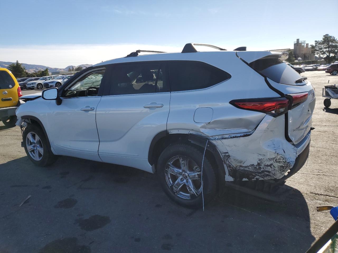 2022 TOYOTA HIGHLANDER L VIN:5TDBZRBH4NS245684