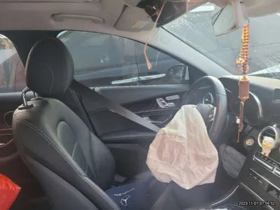 2019 Mercedes-Benz C 220 701KMWDDWF1EB3KR4 VIN:701KMWDDWF1EB3KR4