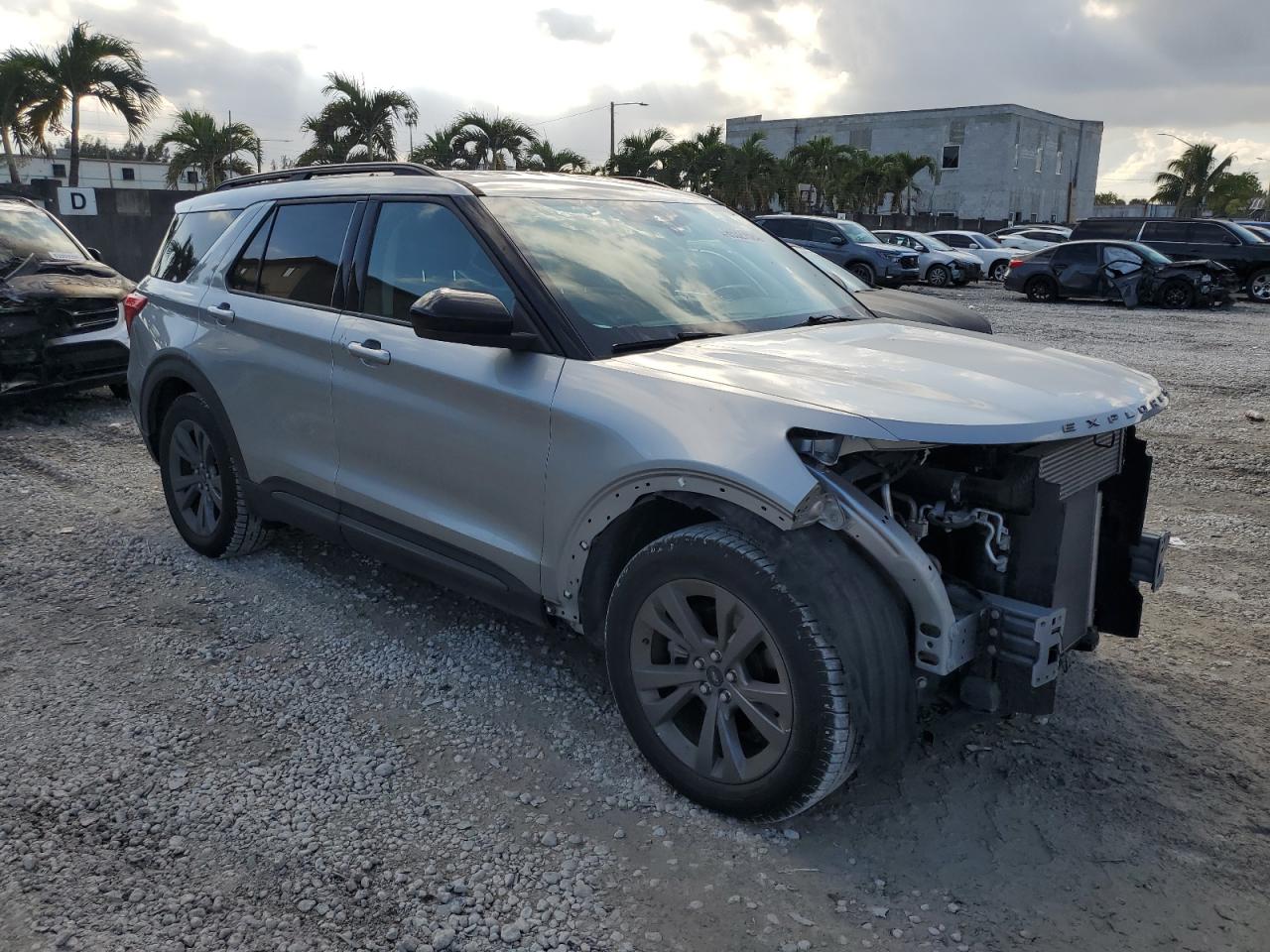 2022 FORD EXPLORER XLT VIN:1FMSK7DH4NGB28652